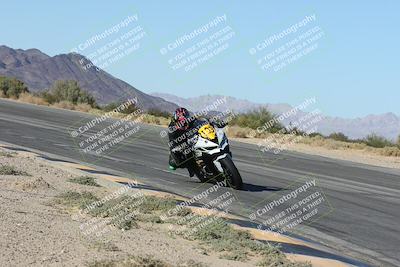 media/Oct-04-2025-CVMA (Sat) [[408bcdd6e4]]/Race 15-Femmewalla-Femmewalla UL/
